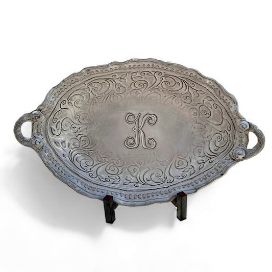 Lizzy Veronica Server w/Initial Small