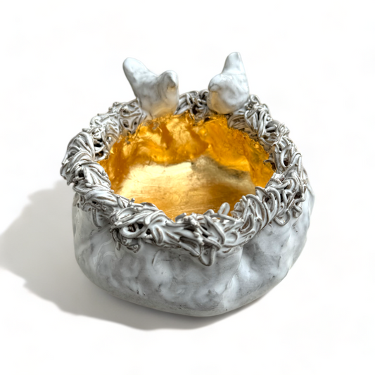 XLg Bird Nest w/2 White Birds & Gold Leaf