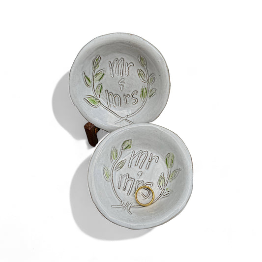 Ring Dish Mr. & Mrs.