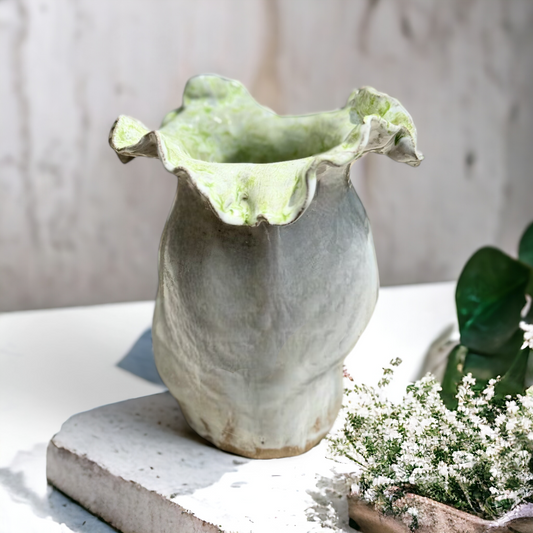 Sak Vase  7" X 6"  Antique White w/Green Center