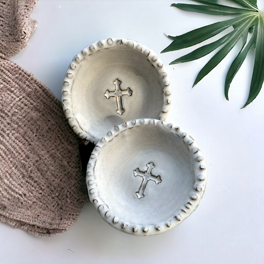 Ring Dish w/Cross Savannah 4" & Easel Bundle