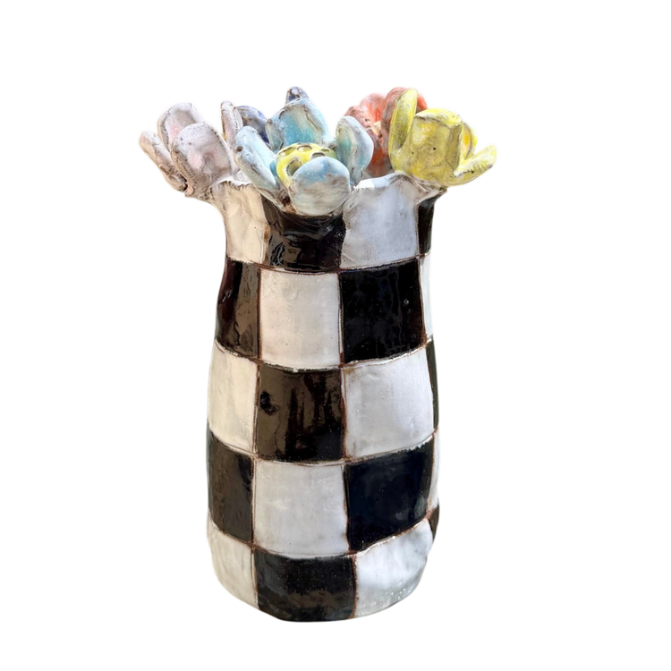 No. 2 Vase w/Checkerboard and 5 Flowers aound the top.