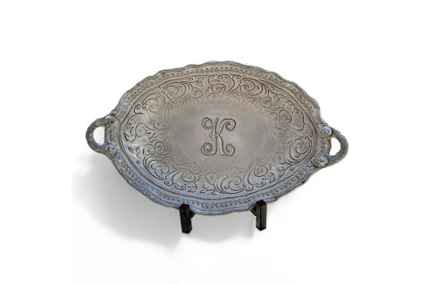 Small Lizzy Veronica Server w/Handles and Single Initial