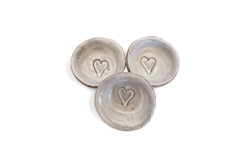 Mini Ring Dish w/Heart Antique White 2"