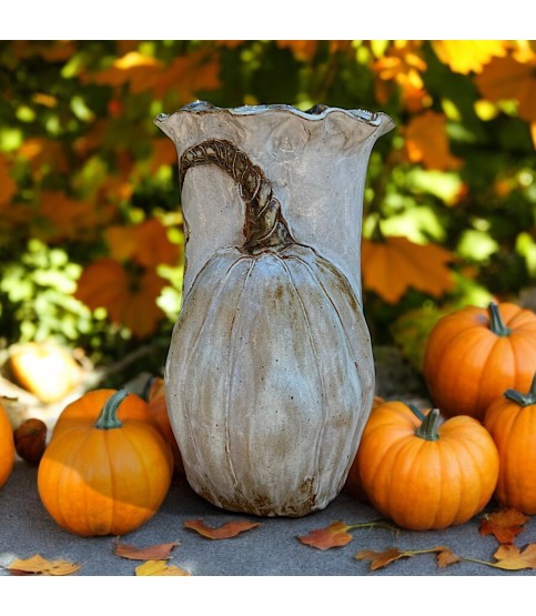 Vase 10" X 7" Pumpkin Antique White