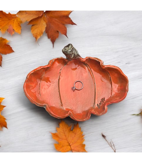 Ring Dish Pumpking Orange 7½" W