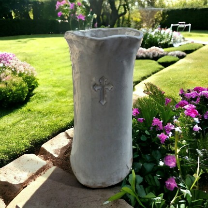 Bud Vase w/Cross 5½"T X 3½"W Antique White